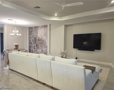 15719 Cortina Street - Photo Thumbnail 4