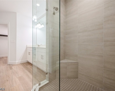 16907 Fairgrove Way - Photo Thumbnail 8