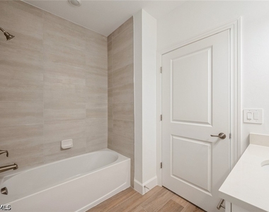 16907 Fairgrove Way - Photo Thumbnail 25