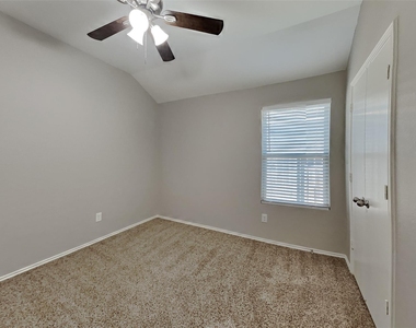 11409 Ryan Court - Photo Thumbnail 10