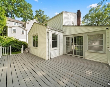 26 W Lawn - Photo Thumbnail 24