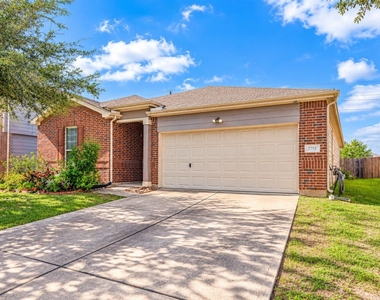 7751 Shavano Lane - Photo Thumbnail 3