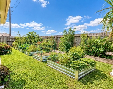 7751 Shavano Lane - Photo Thumbnail 37