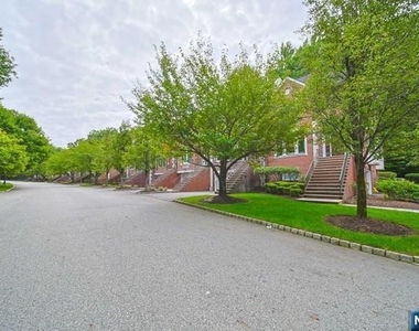 2 Candlewood - Photo Thumbnail 35