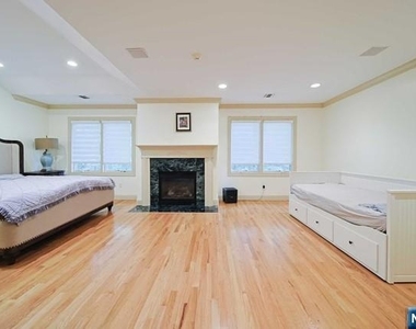 2 Candlewood - Photo Thumbnail 19