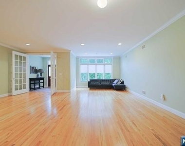 2 Candlewood - Photo Thumbnail 14