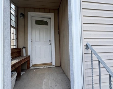 79 Midland - Photo Thumbnail 18