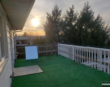 31 Plauderville - Photo Thumbnail 19
