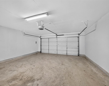 20531 Newfalls Court - Photo Thumbnail 9