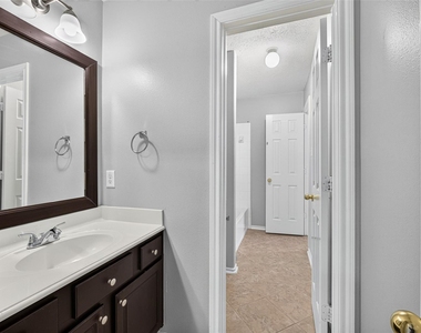 20531 Newfalls Court - Photo Thumbnail 15