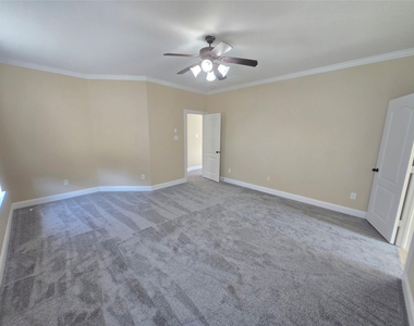 6611 Rosemary Knoll Lane - Photo Thumbnail 20