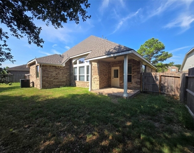 6611 Rosemary Knoll Lane - Photo Thumbnail 6