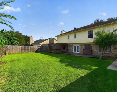 3423 Green Fields Drive - Photo Thumbnail 29