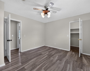 3423 Green Fields Drive - Photo Thumbnail 26