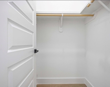 3103 Lelia Street - Photo Thumbnail 26