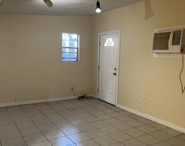 1614 Ryon Street - Photo Thumbnail 1