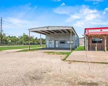 28922 Fm 2920 - Photo Thumbnail 2