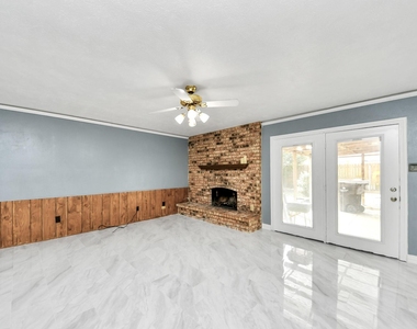 16835 Kilwinning Drive - Photo Thumbnail 23