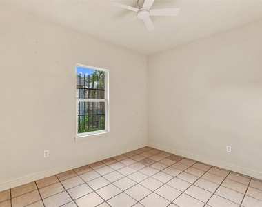 1201 Cordell Street - Photo Thumbnail 6