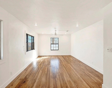 510 Parkview Boulevard - Photo Thumbnail 7