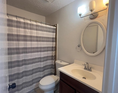 12676 Newbrook Drive - Photo Thumbnail 9