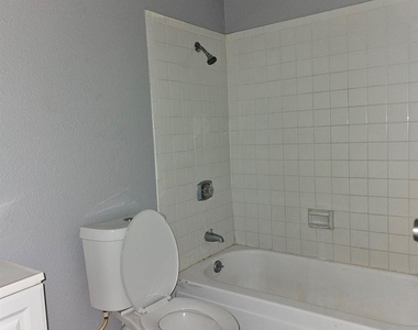 13480 S Thorntree Drive - Photo Thumbnail 10