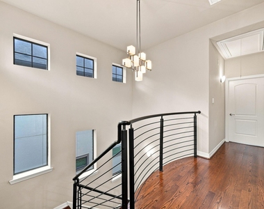 2422 Langston Street - Photo Thumbnail 17