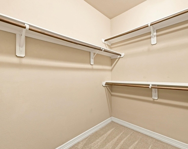 2422 Langston Street - Photo Thumbnail 34