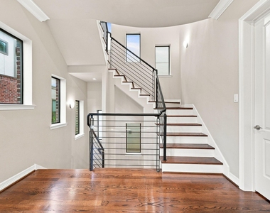 2422 Langston Street - Photo Thumbnail 43