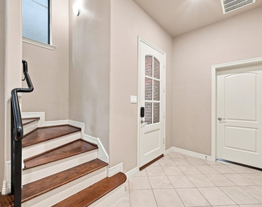 2422 Langston Street - Photo Thumbnail 6