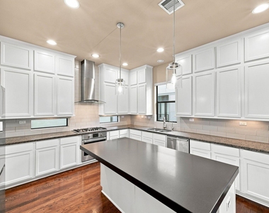 2422 Langston Street - Photo Thumbnail 13