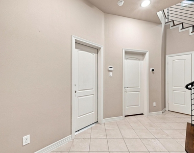 2422 Langston Street - Photo Thumbnail 4