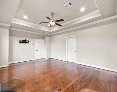 2422 Langston Street - Photo Thumbnail 21