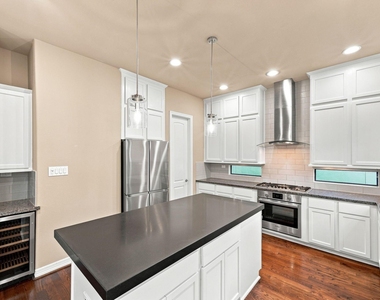 2422 Langston Street - Photo Thumbnail 23