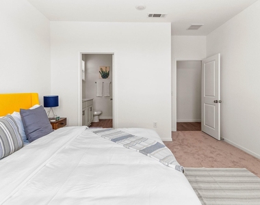 1301 Bright Hill Drive - Photo Thumbnail 17