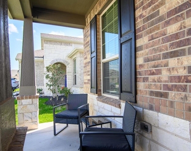 1301 Bright Hill Drive - Photo Thumbnail 35