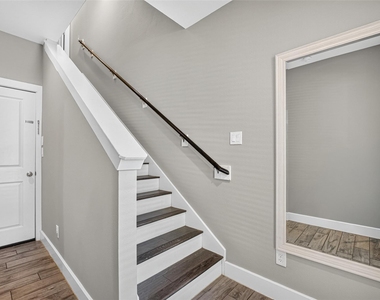 312 Palmer Street - Photo Thumbnail 4
