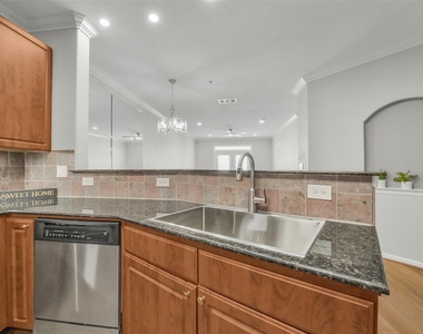 1711 Old Spanish Trail - Photo Thumbnail 12