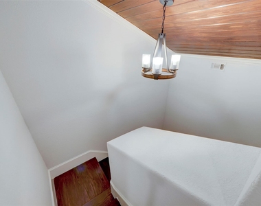 8903 Aberdeen Park Drive - Photo Thumbnail 11