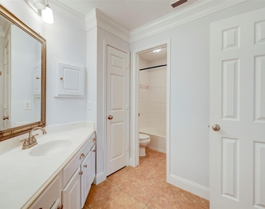 8903 Aberdeen Park Drive - Photo Thumbnail 8