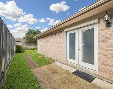 12827 Sandri Lane - Photo Thumbnail 21