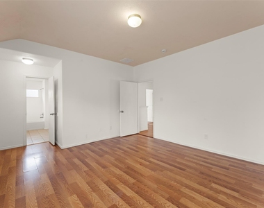 1931 Blossom Breeze Lane - Photo Thumbnail 19