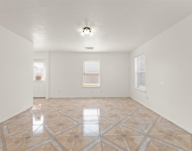 1931 Blossom Breeze Lane - Photo Thumbnail 13