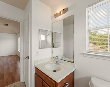 1931 Blossom Breeze Lane - Photo Thumbnail 26