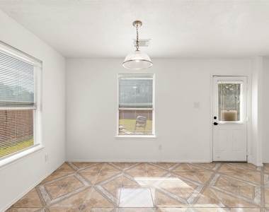 1931 Blossom Breeze Lane - Photo Thumbnail 16