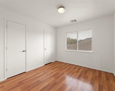 1931 Blossom Breeze Lane - Photo Thumbnail 23