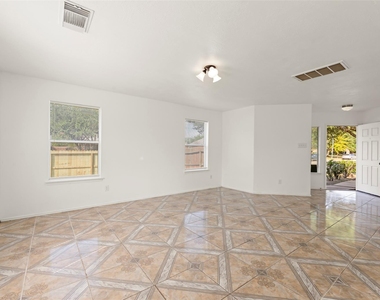 1931 Blossom Breeze Lane - Photo Thumbnail 15