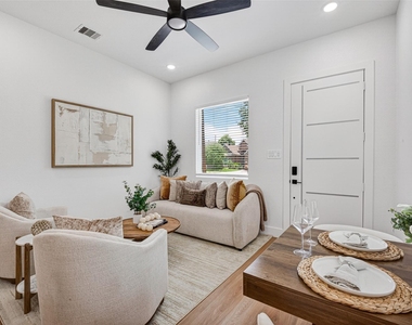 7836 Nashville St Unit B Street - Photo Thumbnail 2