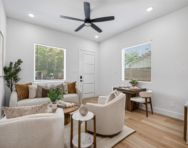 7836 Nashville St Unit B Street - Photo Thumbnail 3