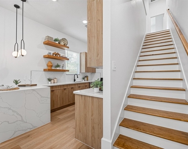 7836 Nashville St Unit B Street - Photo Thumbnail 10